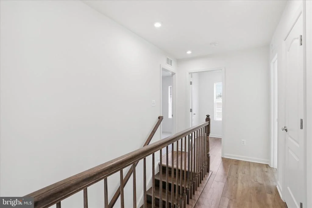 Photo of 462 LUDGATE MANOR