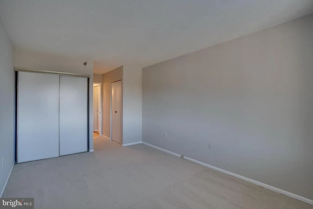 Photo of Unit 4707 at 15100 INTERLACHEN DRIVE