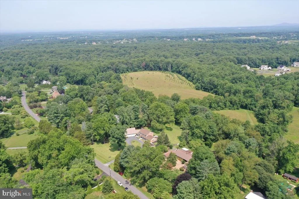 Photo of 14811 SPRINGFIELD ROAD