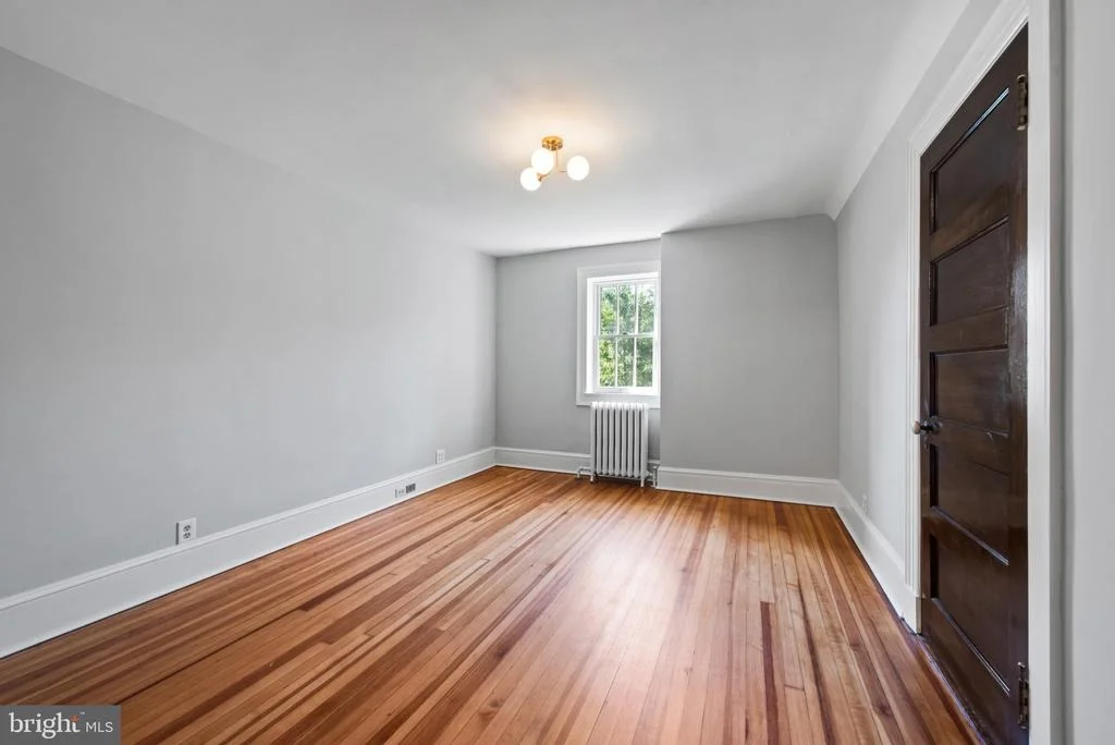 Photo of 504 OVERHILL ROAD
