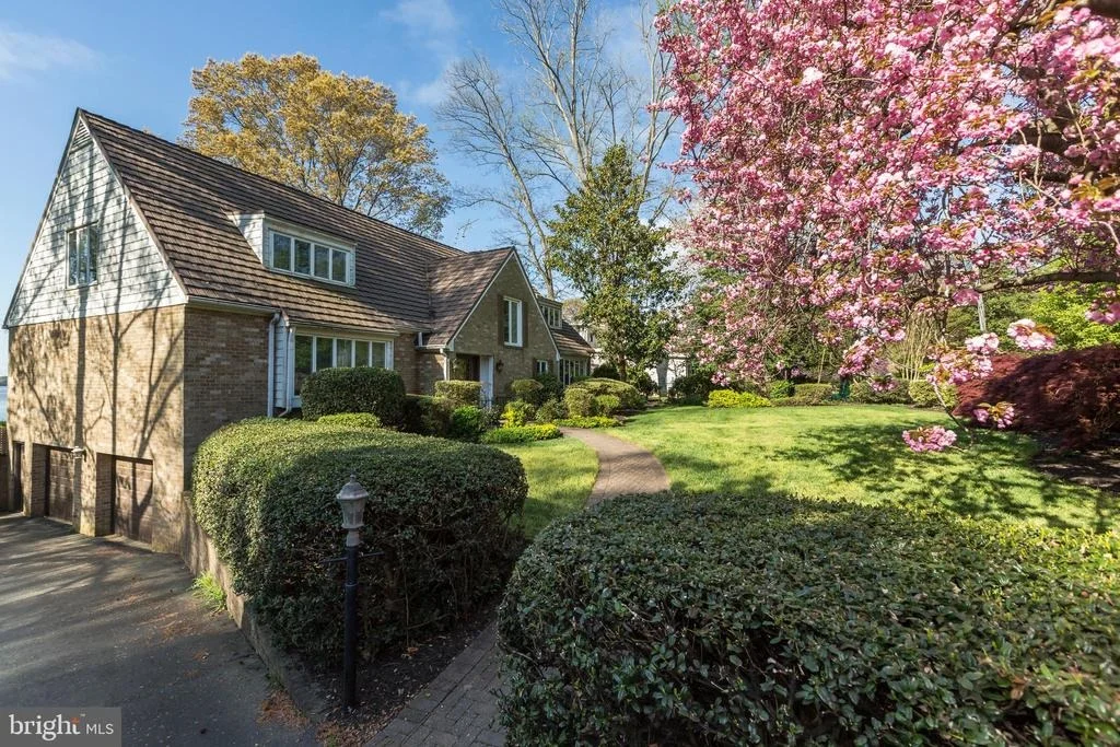 Photo of 5709 RIVER DRIVE