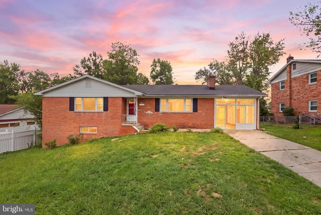 Photo of 6915 BRIARCLIFF DRIVE