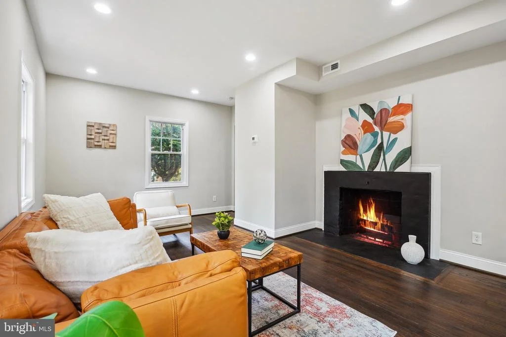 Photo of 514 SILVER SPRING AVENUE