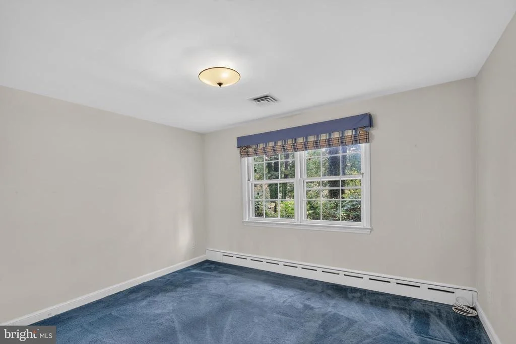 Photo of 10600 GREENACRES DRIVE
