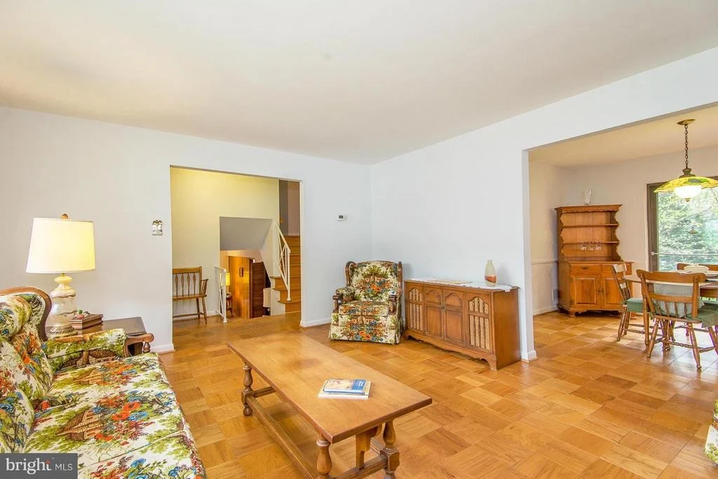 Photo of 910 JUNIPER PLACE