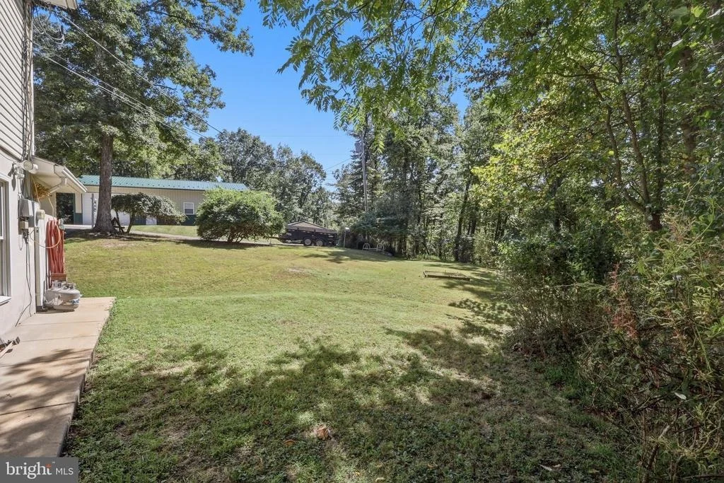 Photo of 24 SYDNEY CIRCLE