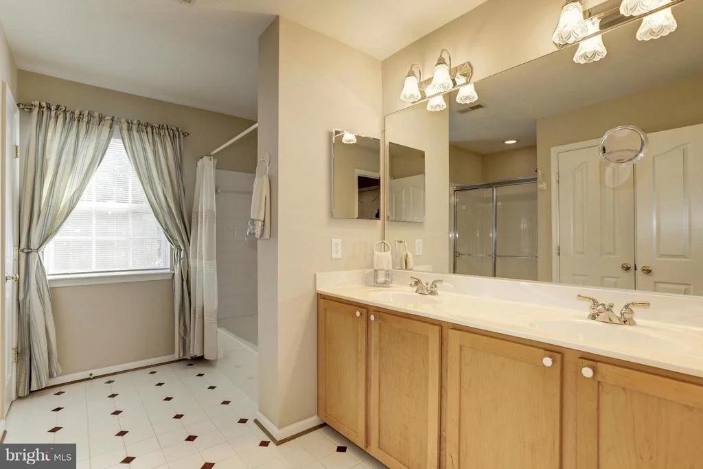 Photo of 4824 BROOM DRIVE
