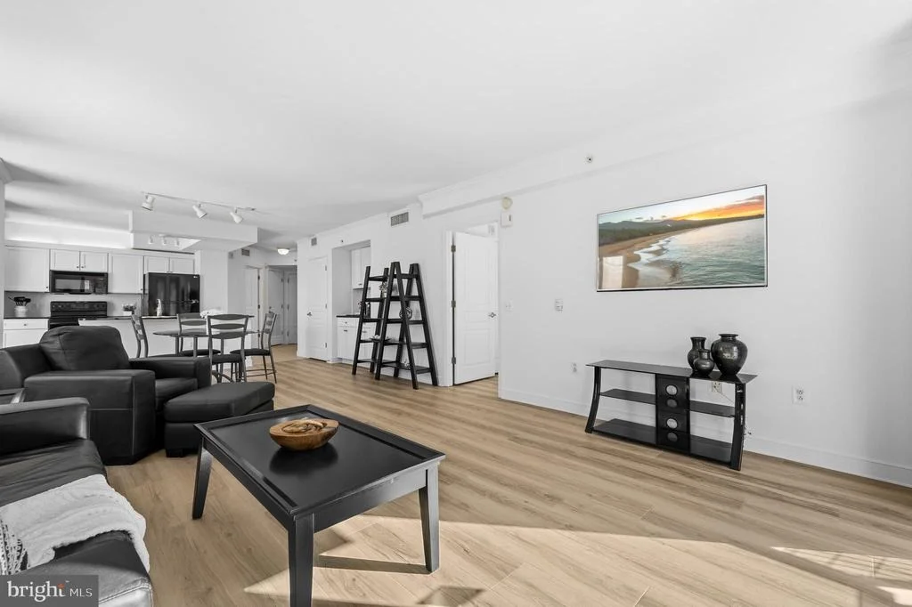 Photo of Unit 614 at 616 E STREET NW