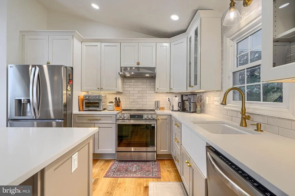 Photo of 1004 PEPPARD DRIVE