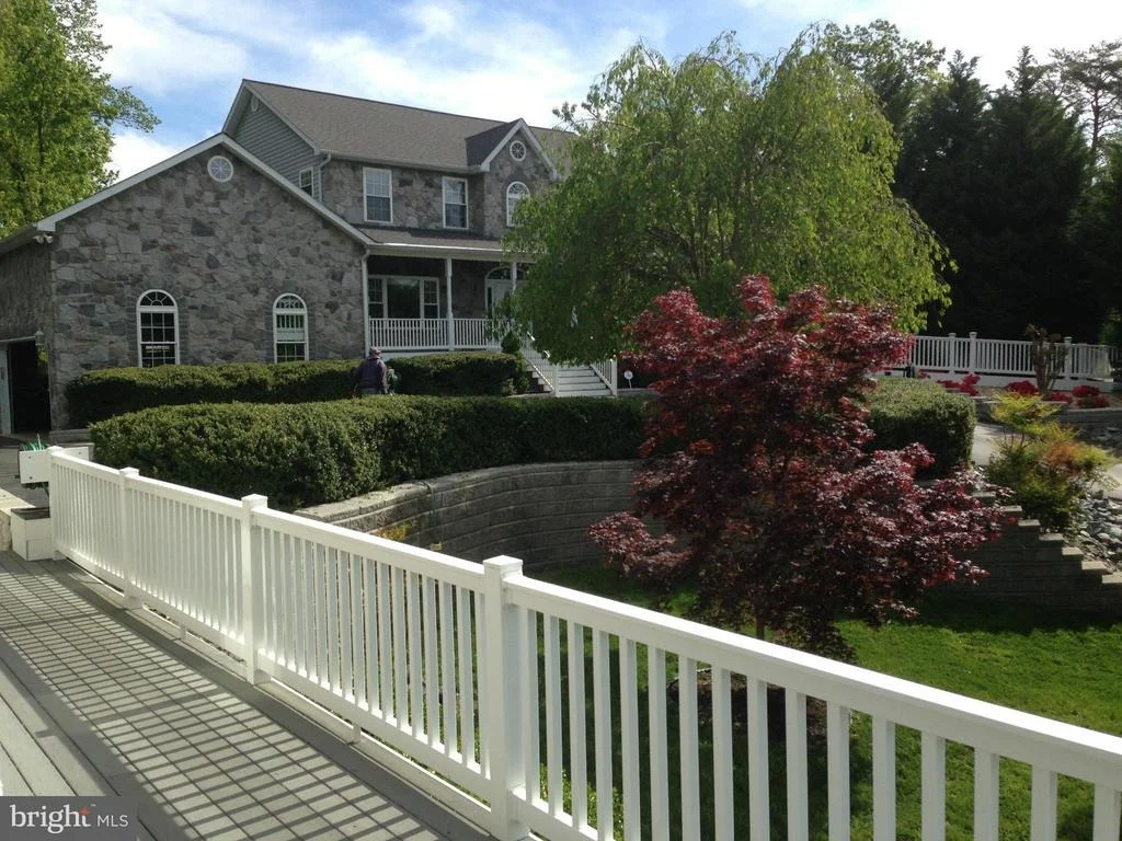 Photo of 2385 CAPE LEONARD DRIVE