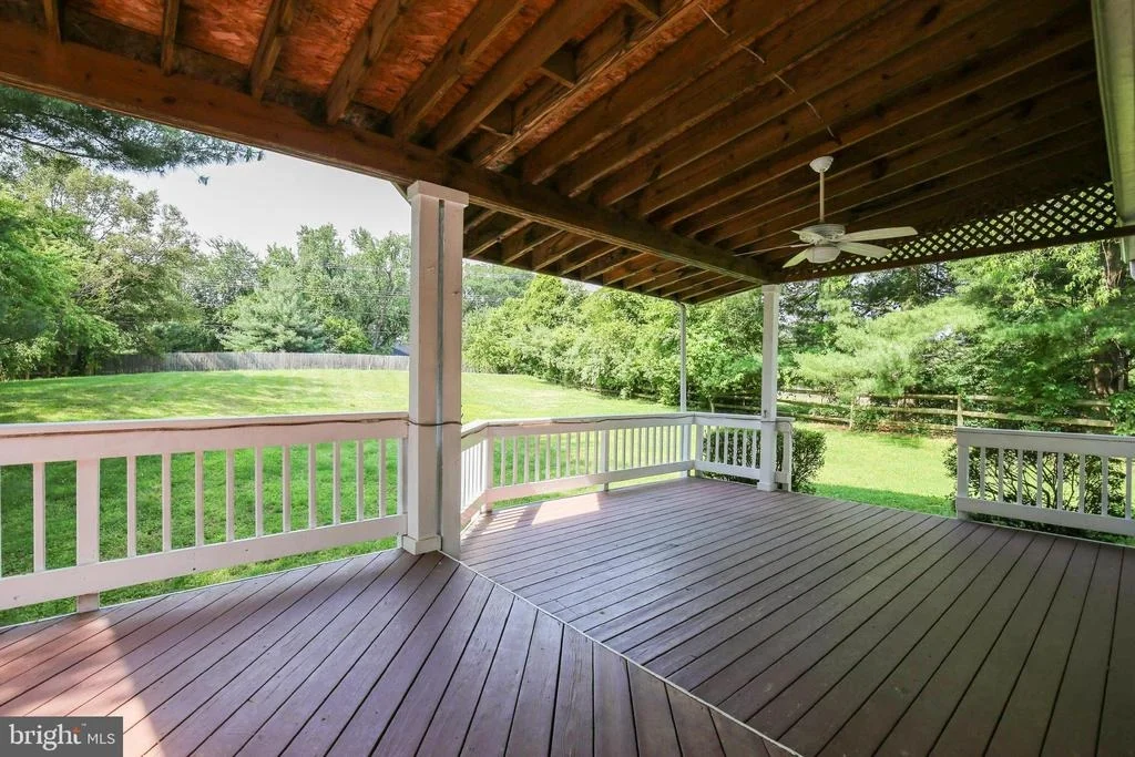 Photo of 1811 CLOVERMEADOW DRIVE
