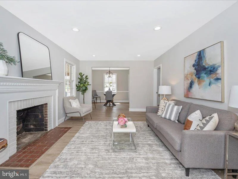 Photo of 10700 JAMAICA DRIVE