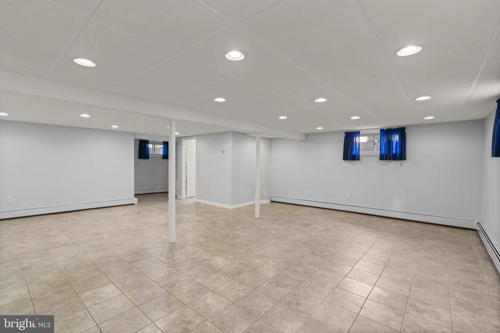 Photo of 2206 PLEASANT DRIVE