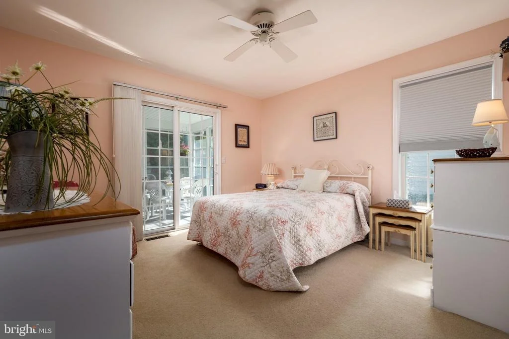 Photo of 237 LAKESIDE DRIVE