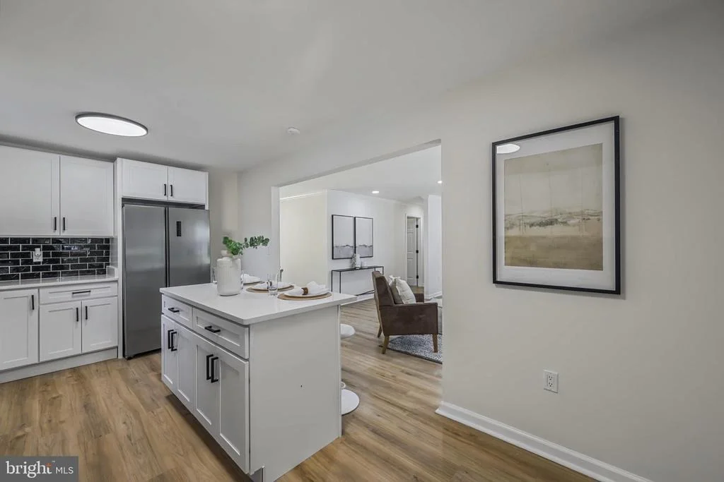Photo of 15 PENNY LANE