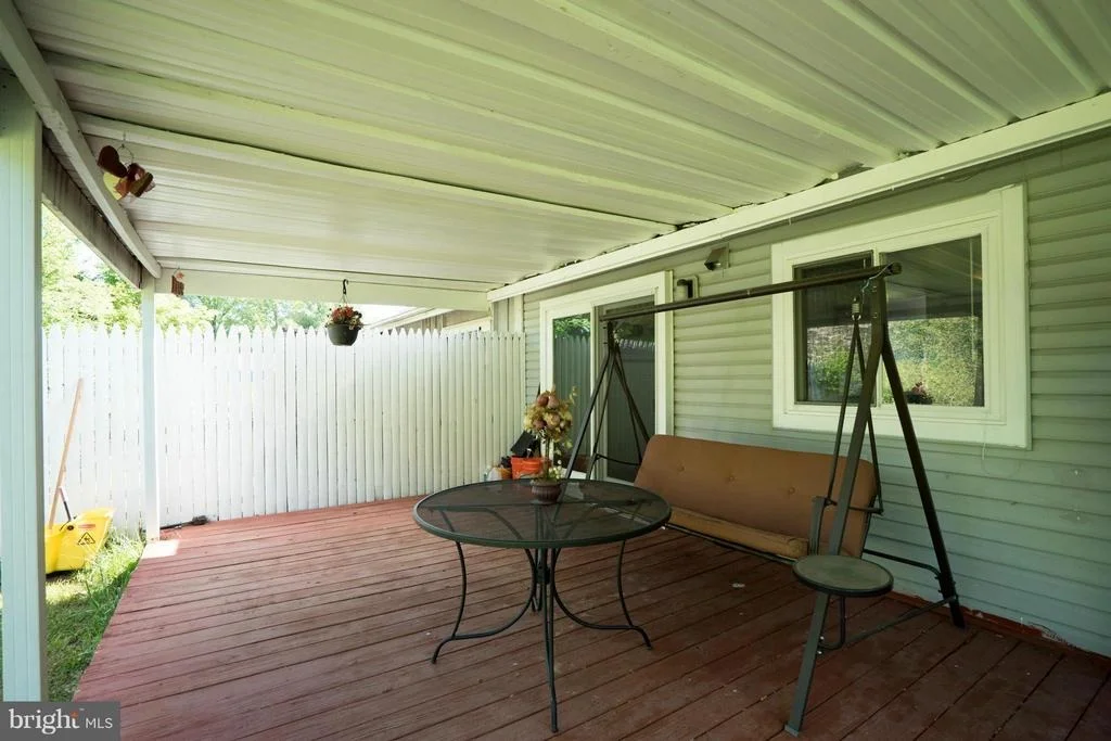 Photo of 14924 HYDRUS ROAD