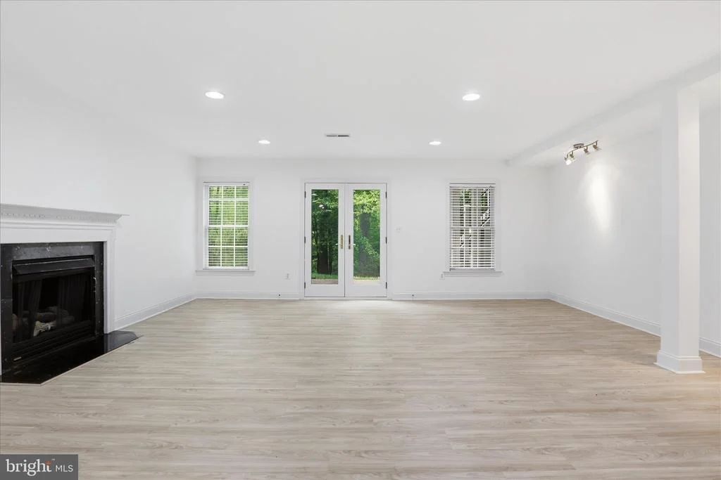 Photo of 1127 MARLENE LANE