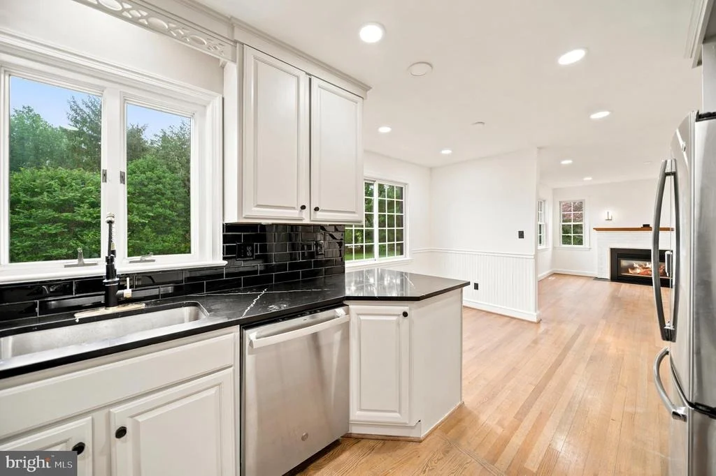 Photo of 4630 MUNCASTER MILL ROAD
