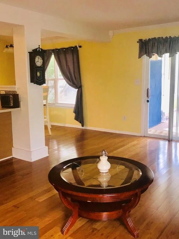 Photo of 668 WARREN DRIVE