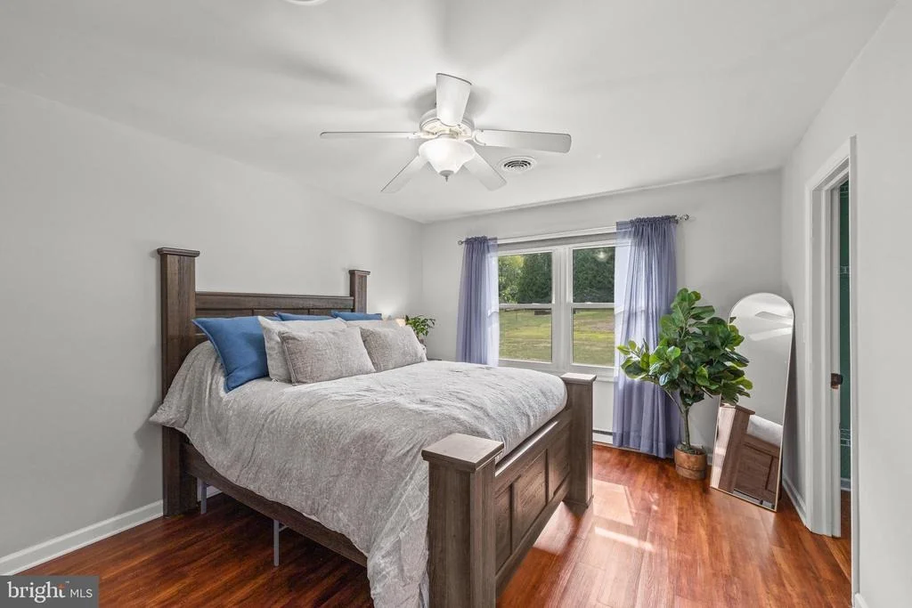 Photo of 223 PINEVIEW DRIVE