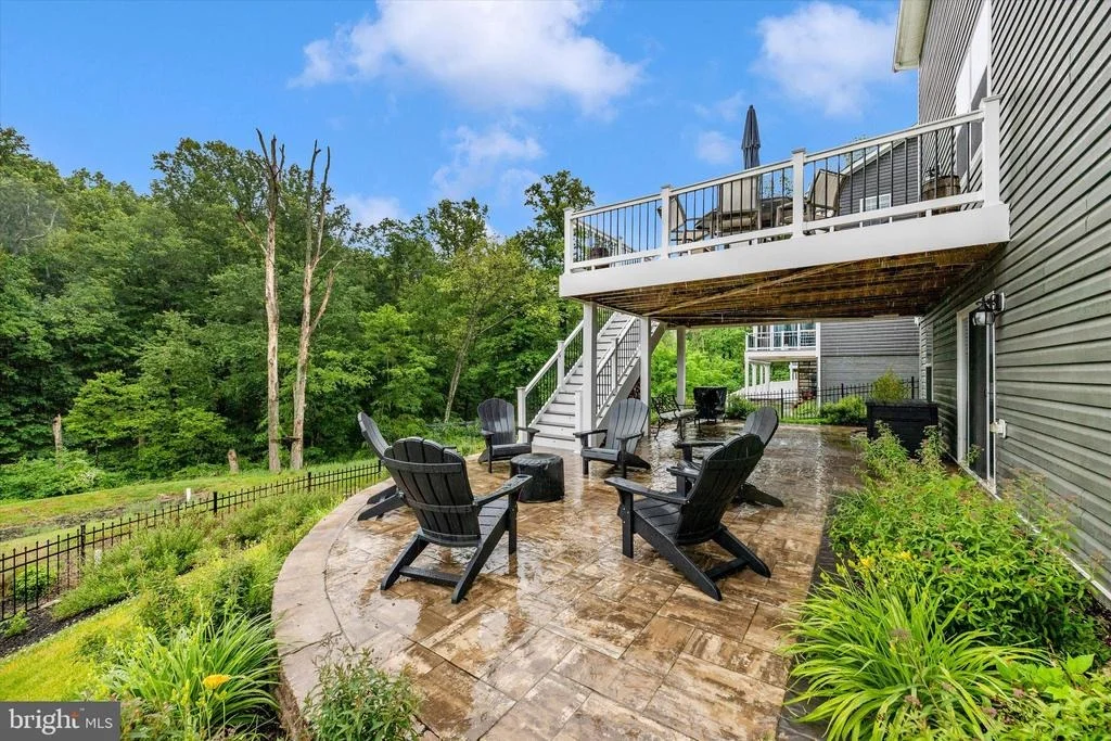 Photo of 5613 ZOE LANE
