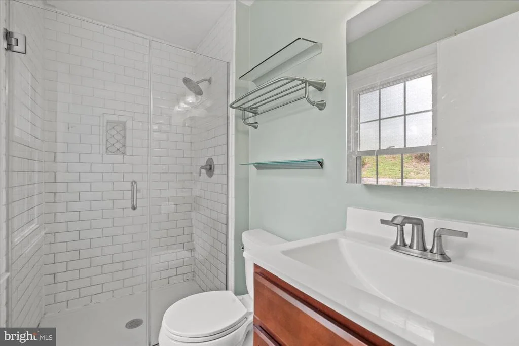 Photo of 8138 VIOLA STREET
