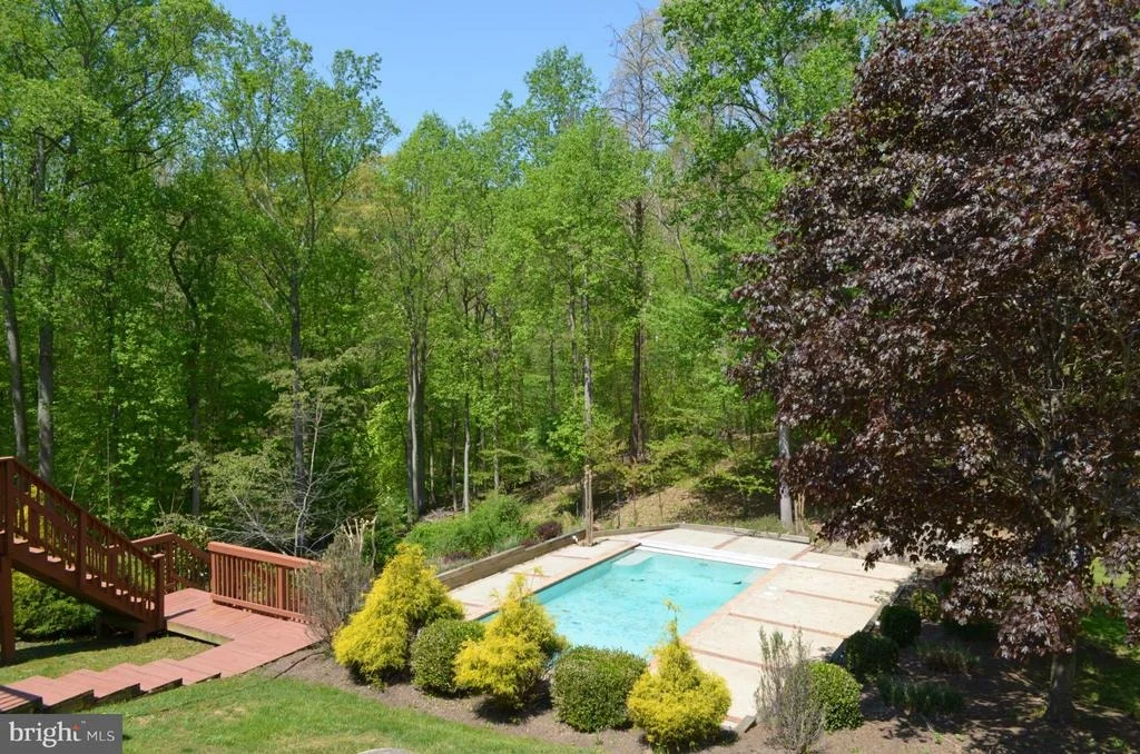 Photo of 812 GREAT CUMBERLAND ROAD