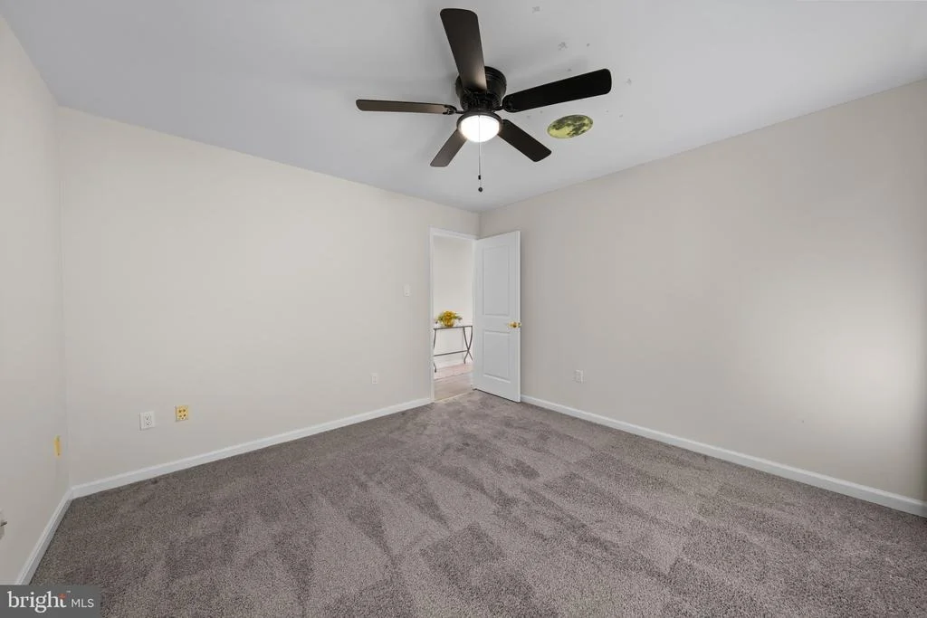 Photo of 4132 LARSON LANE