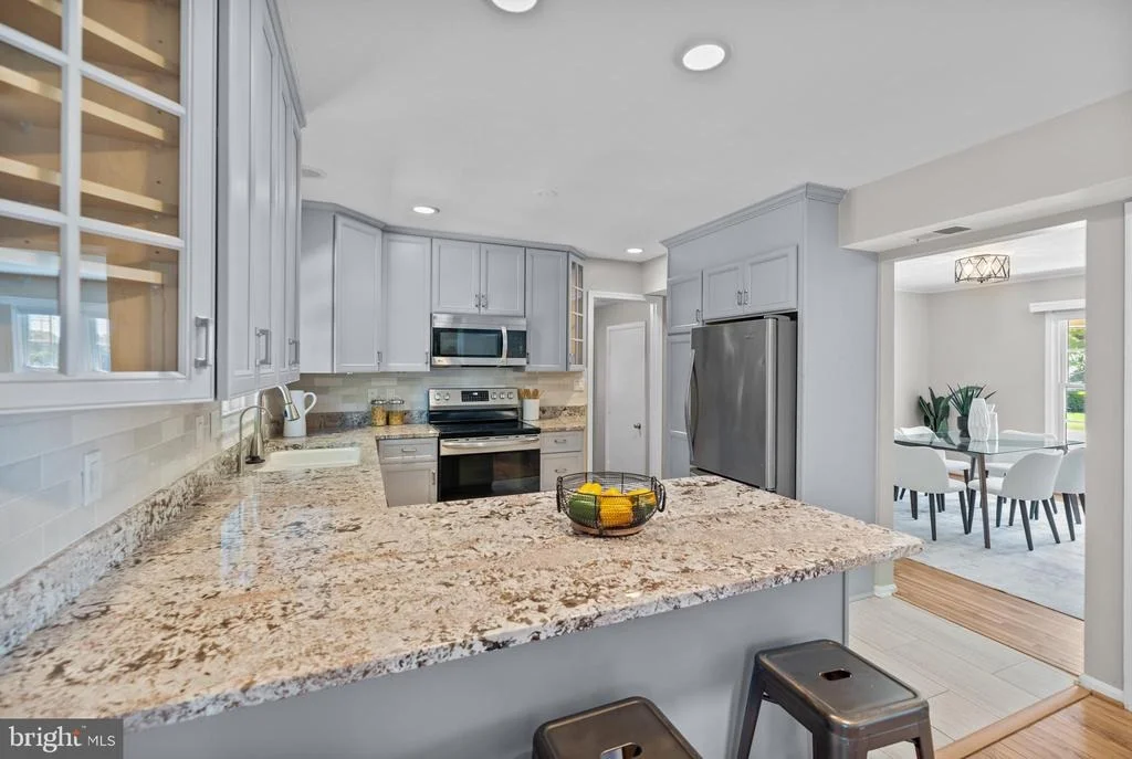 Photo of 9556 PINE BOUGH PLACE