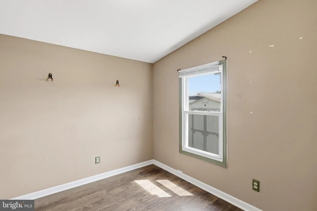 Photo of 12115 HEATHER DRIVE