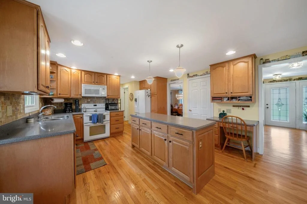 Photo of 5905 CHAR LEIGH CIRCLE