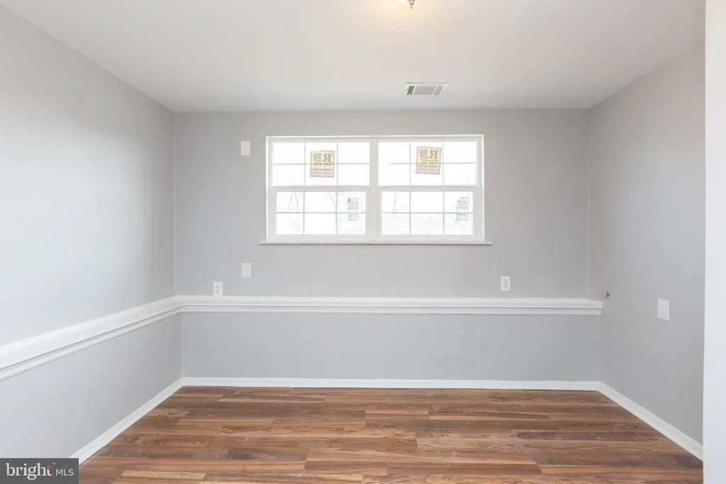 Photo of 708 UNIVERSITY DRIVE