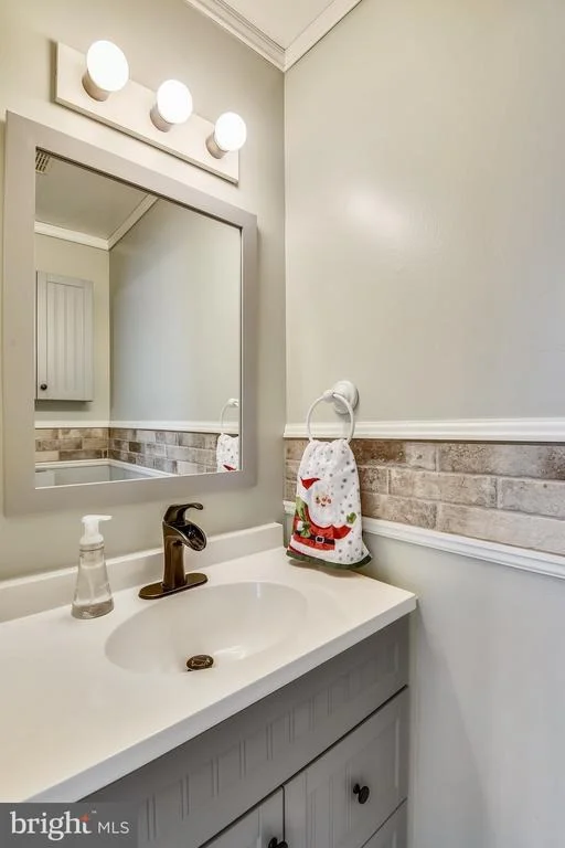 Photo of 20 WINDWHISPER LANE