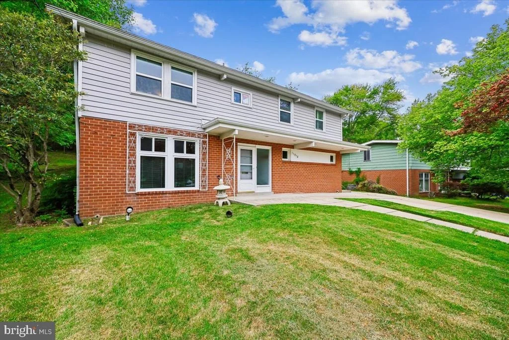 Photo of 11518 CHARLTON DRIVE