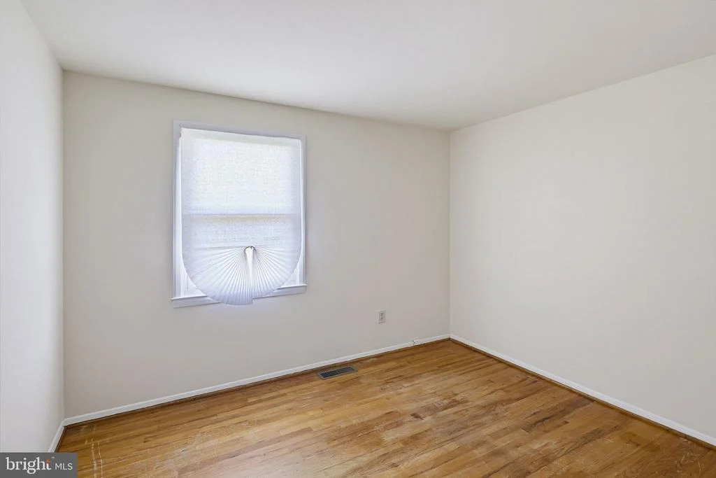 Photo of 8916 KILKENNY CIRCLE