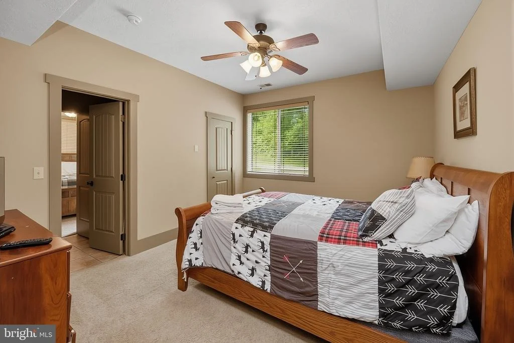 Photo of 110 NORTHLAKE DRIVE