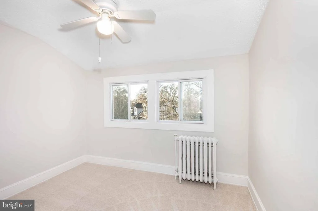 Photo of 4217 HARCOURT ROAD