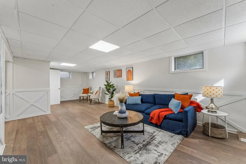 Photo of 812 FOREST GLEN ROAD