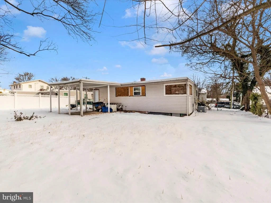 Photo of 492 BRUCE AVENUE