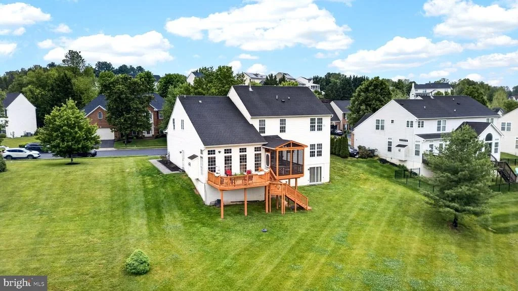 Photo of 8 N POINTE TERRACE