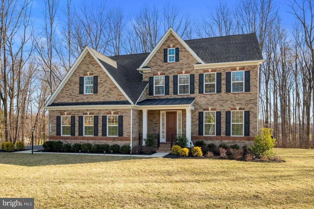 Photo of 137 GREENTREE FARM DRIVE