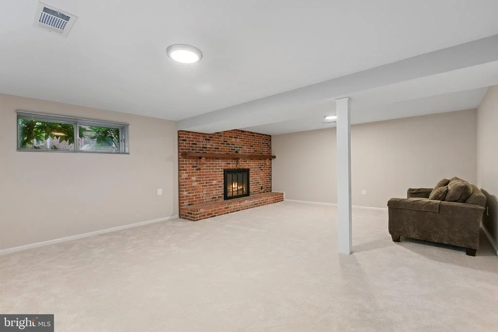 Photo of 5505 EASTBOURNE DRIVE