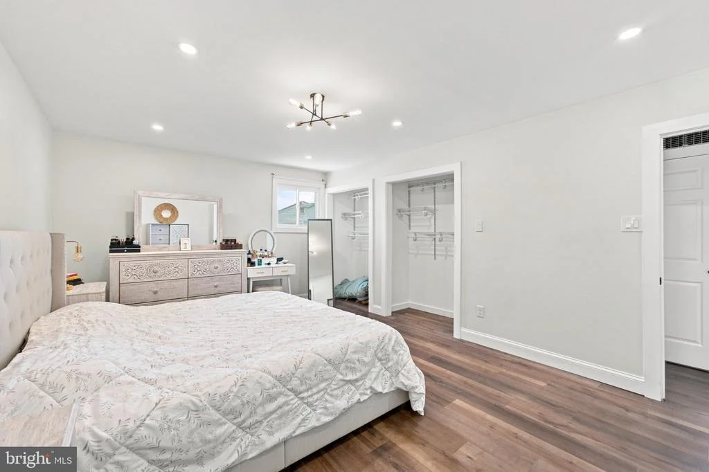 Photo of 9 BUCKNELL DRIVE