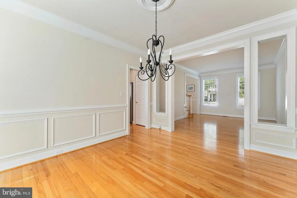 Photo of 16505 MURRAY PLACE