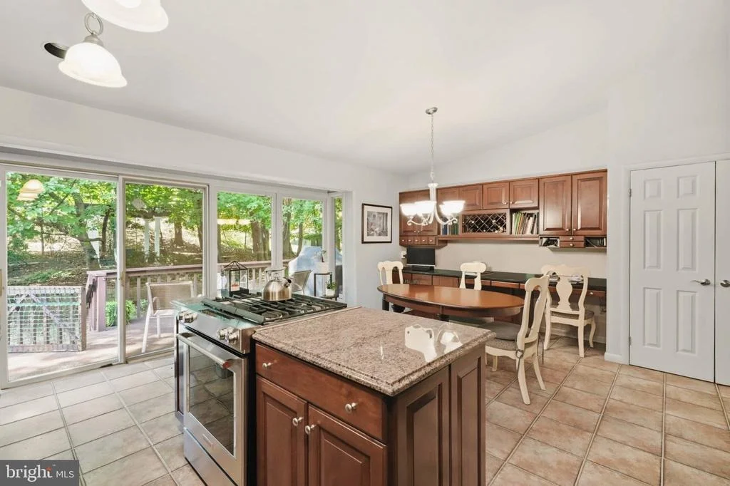 Photo of 5 GLENCLIFFE CIRCLE