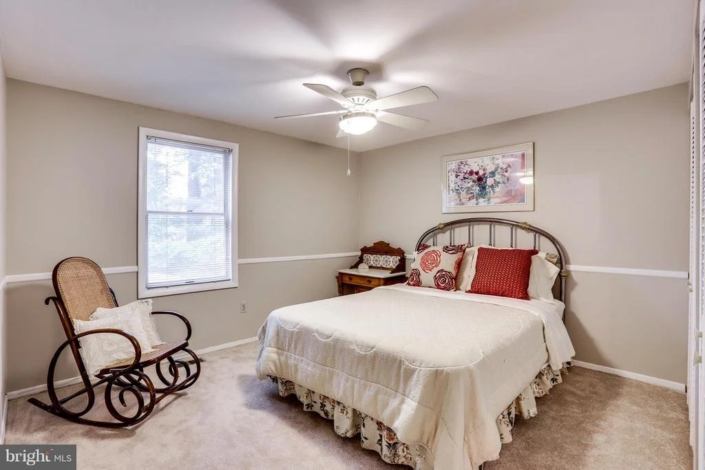 Photo of 10394 LAUNCELOT LANE