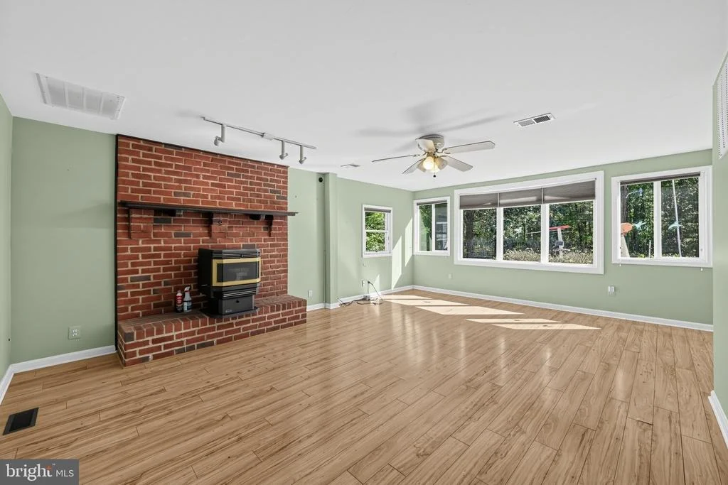 Photo of 1462 COLUMBIA BEACH ROAD