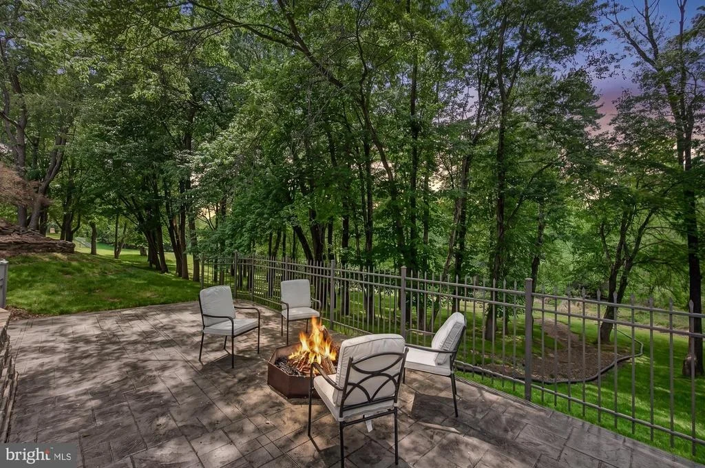 Photo of 7222 PATTON DRIVE
