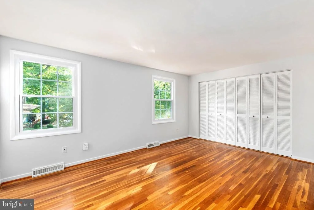 Photo of 5262 ELIOTS OAK ROAD