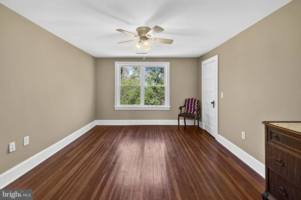Photo of 4809 COLES POINT ROAD